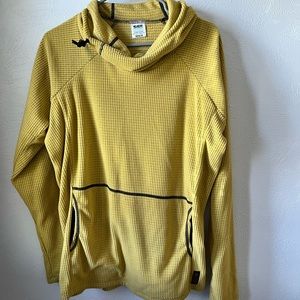 Brand New 2022 Yellow Mens Medium Melanzana